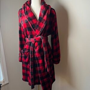 Sonoma Red and Black Plaid Robe